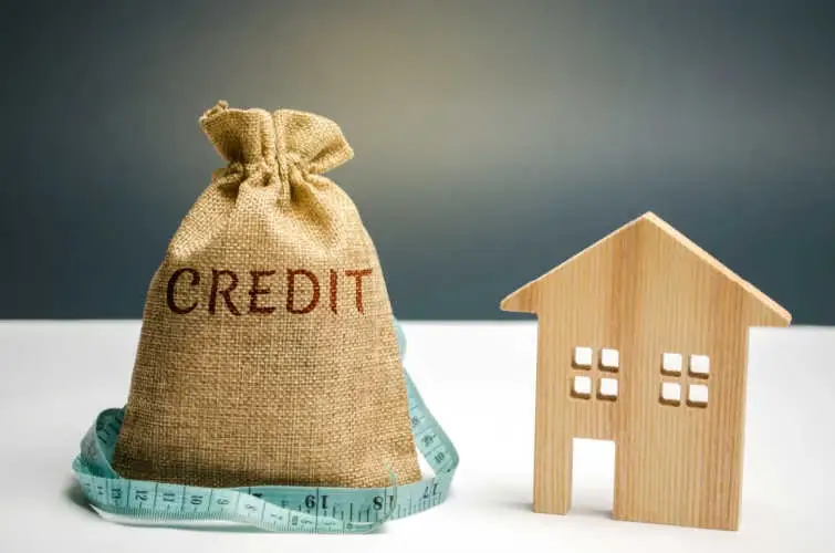 Does My Credit Score Affect How Much I Pay in Private Mortgage Insurance?